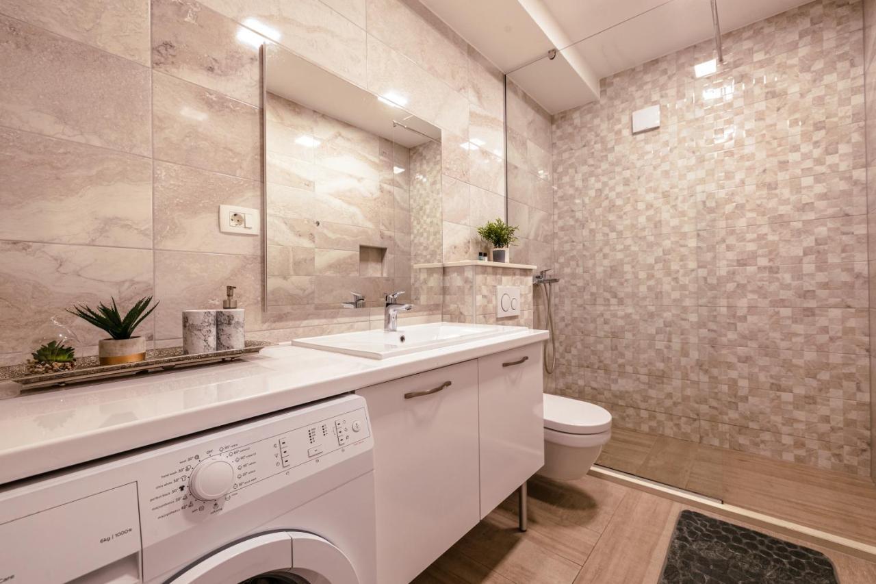 מאקרסקה Apartments Niko מראה חיצוני תמונה